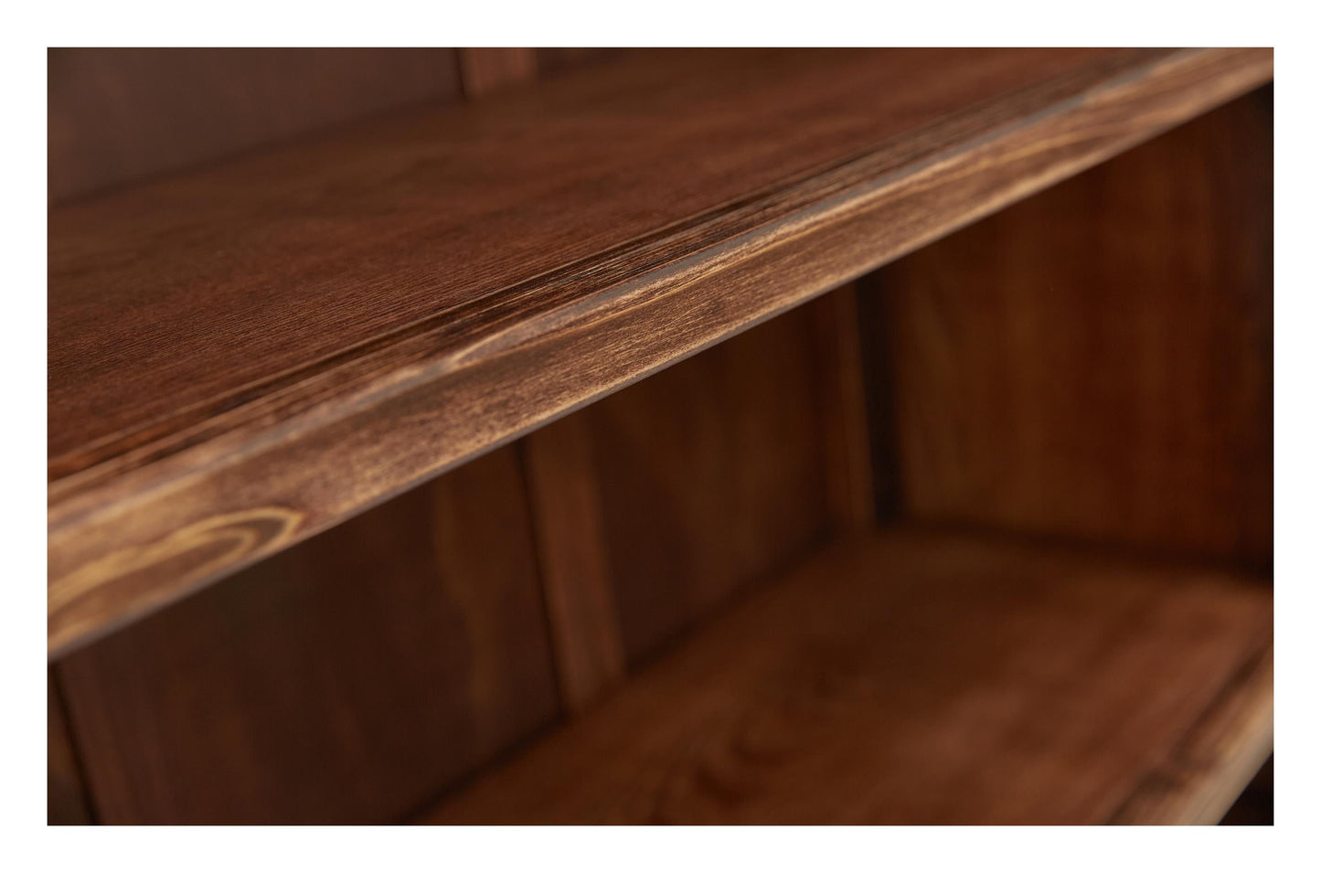 Ready-to-assemble bookcase