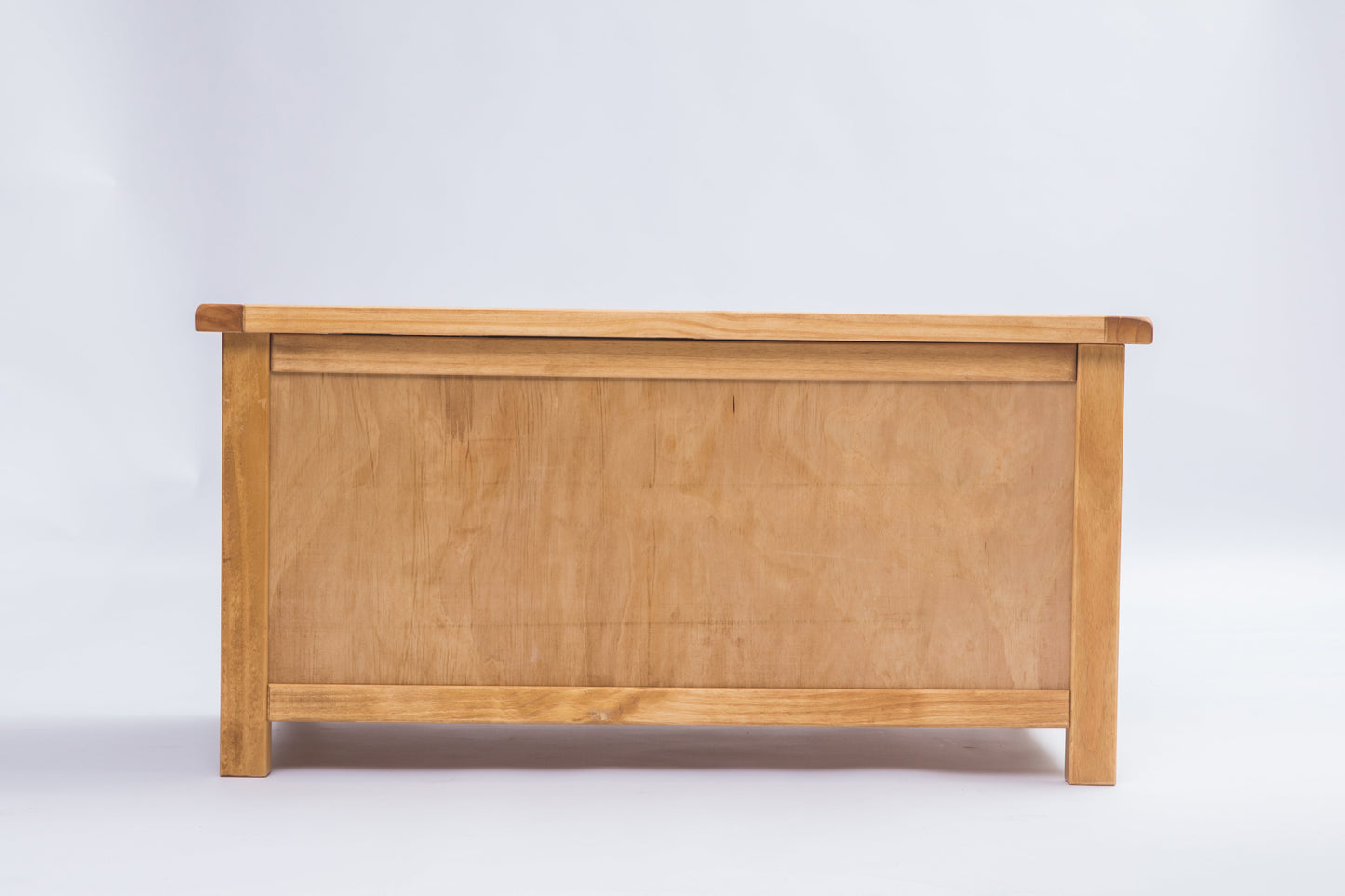 Ready-to-assemble storage bench
