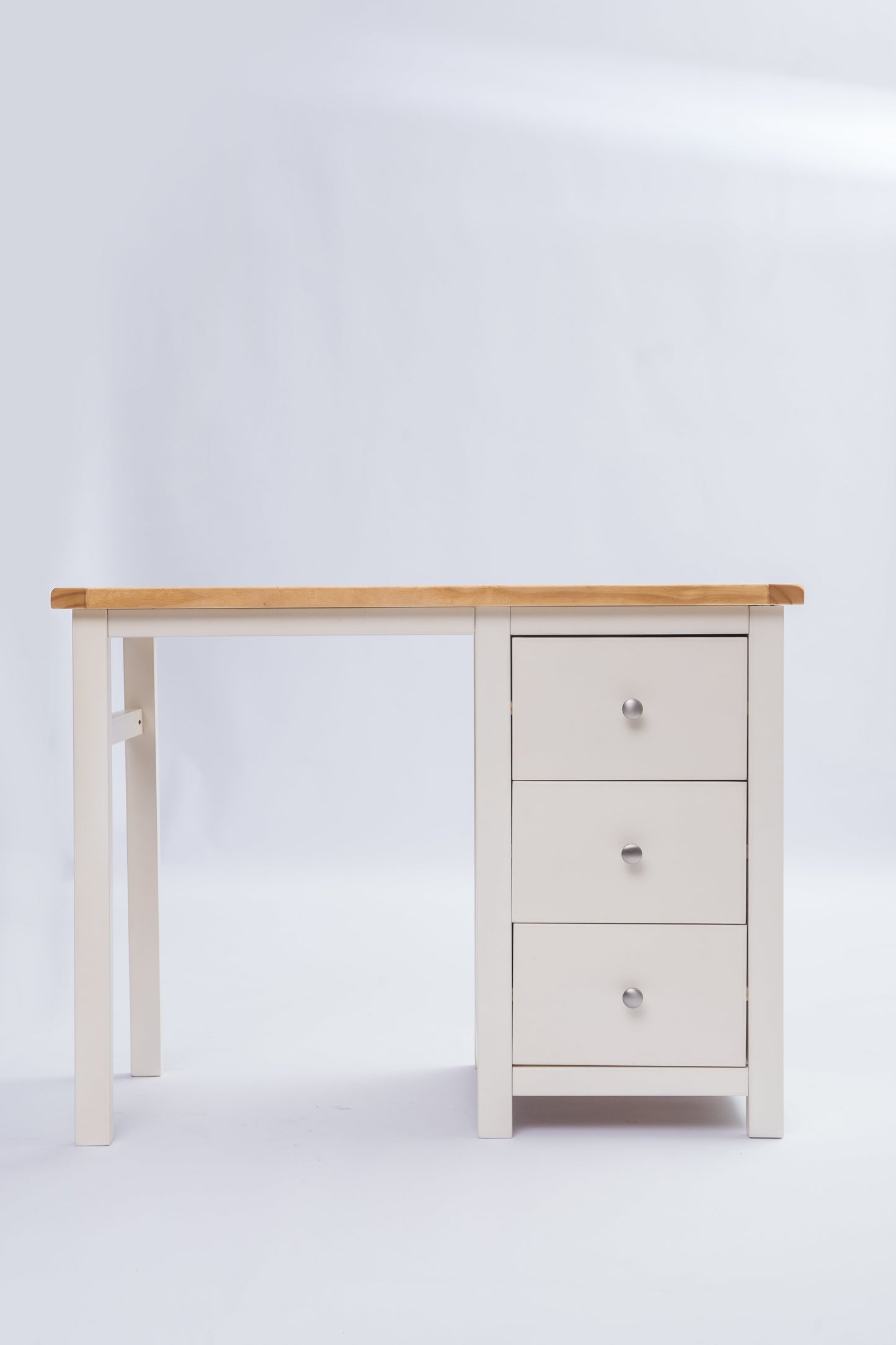 Ready-to-assemble solid wood desk