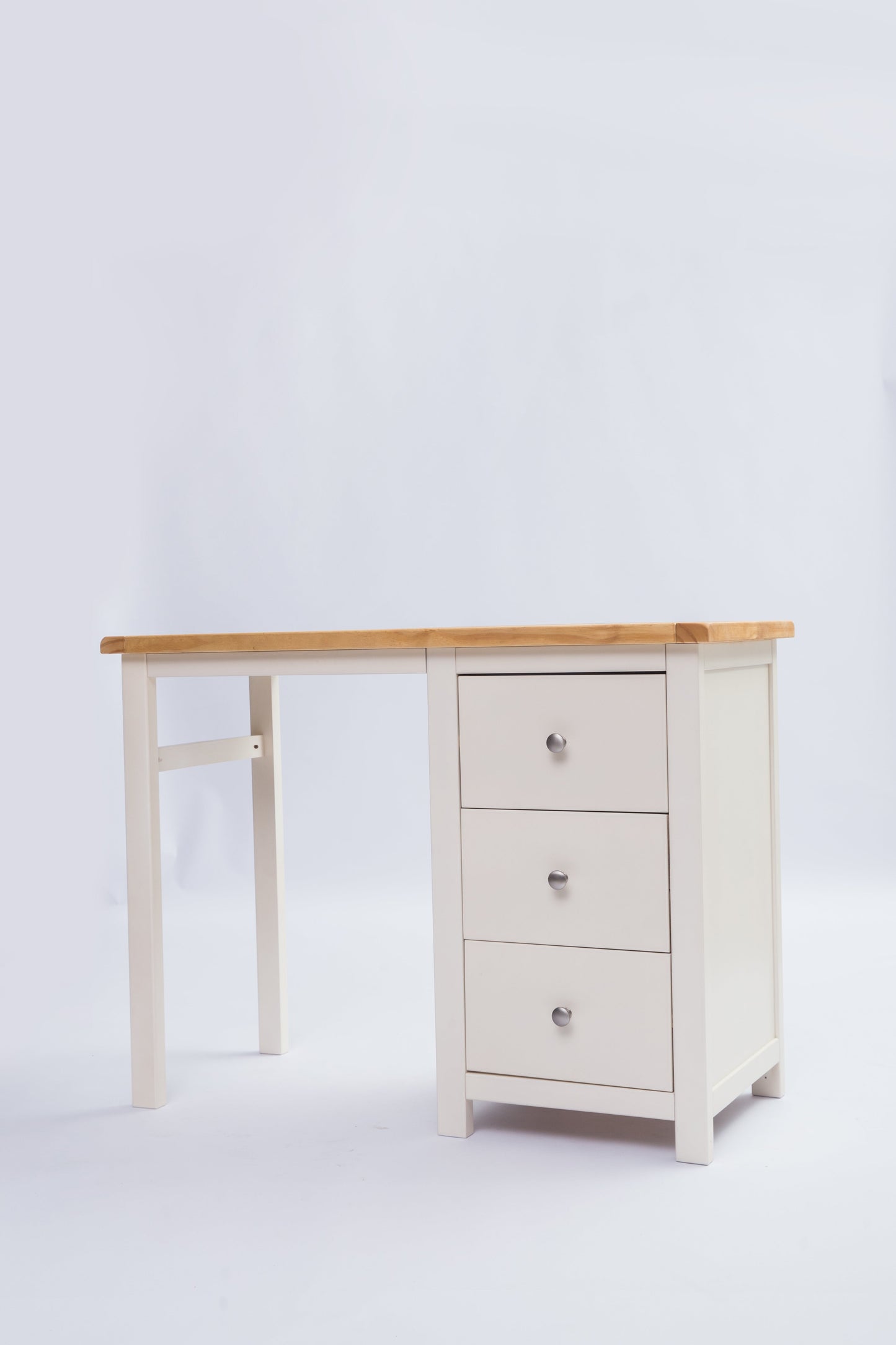 Ready-to-assemble solid wood desk