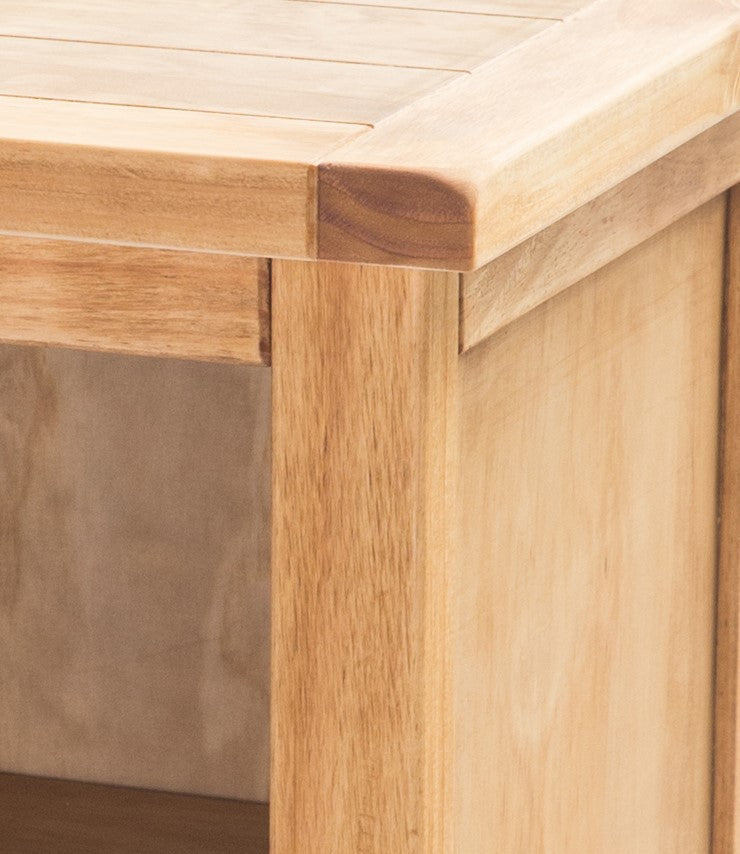 Ready-to-assemble bookcase