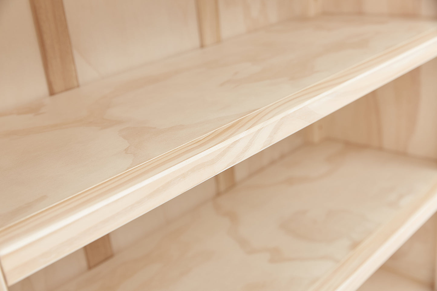 Ready-to-assemble bookcase