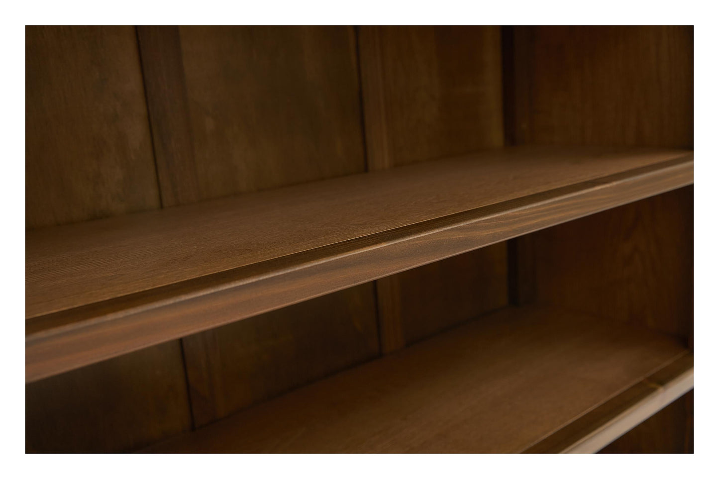Ready-to-assemble bookcase
