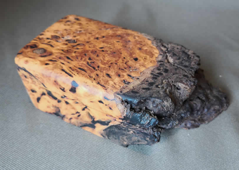 Live edge decorative box with lid