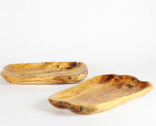 Hand-Crafted Root Wood Live Edge Tray Small (3-4" x 2-3")